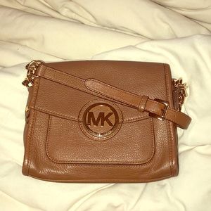 MICHAEL KORS CROSS BODY BAG